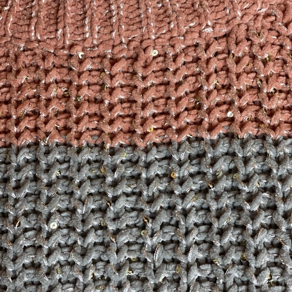 STORIA l/s sequin sweater multi print. Size: S - Picture 3 of 13